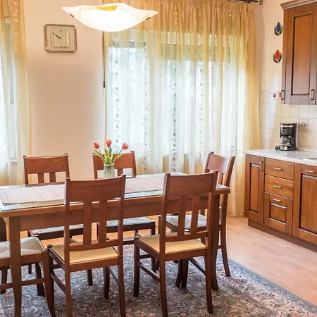 Uno Dominik Apartamento